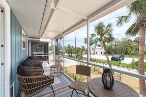 Property grounds - Beach Bungalow (Fort Myers Beach)