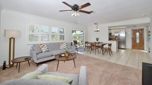 Unclassified image, 4 of 38, button - Beach Bungalow 2 (Fort Myers Beach)