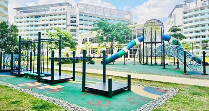 🌿 1BR w/ Balcony & Pool View | Free WiFi, Netflix, Karaoke,Pool/gym Access