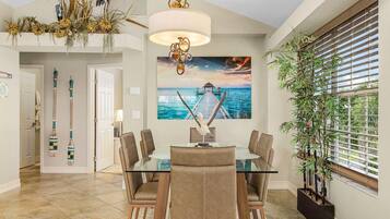 House, Multiple Beds (The Sanctuary) | Dining