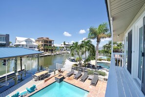 House, Multiple Beds (Kokomo) | Pool