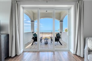 Casa, varias camas (Island Grande) | Interior