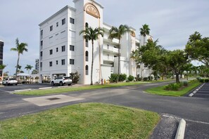 Exterior - Casa Marina III - 711 (Fort Myers Beach)