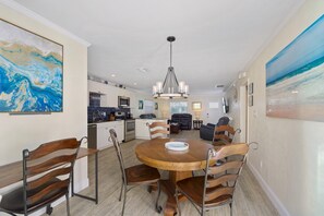 Rumah, Beberapa Tempat Tidur (Coral By The Sea A) | Interior