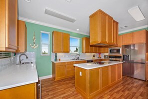 Maison, plusieurs lits (Drift Inn) | Cuisine privée | Four, grille-pain