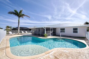 House, Multiple Beds (The Pink Lily) | Pool - The Pink Lily (Fort Myers Beach)