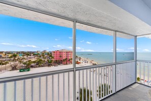 คอนโด, เตียงคิงไซส์ 1 เตียง และโซฟาเบด (Bel Air Beach Club Penthouse 503) | บริเวณที่พัก