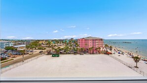 Condo, 1 King Bed with Sofa bed (Bel Air Beach Club Penthouse 503) | Interior - Bel Air Beach Club Penthouse 503 (Fort Myers Beach)