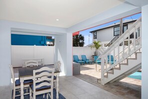 House, Multiple Beds (Montishello on Jefferson) | Outdoor dining
