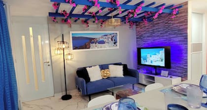 Villa Santorini 3-bedroom apartment in welcoming Bayamón with WiFi, AC. Enjoy