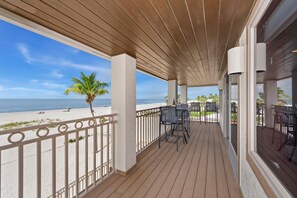 House, Multiple Beds (Beachfront Palace (Saint Kyrollos VI)) | Outdoor dining