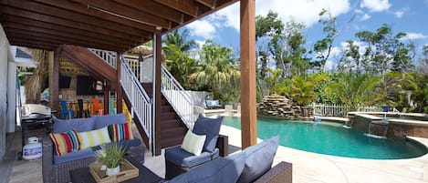 Maison, plusieurs lits (Hawkaritaville) | Piscine