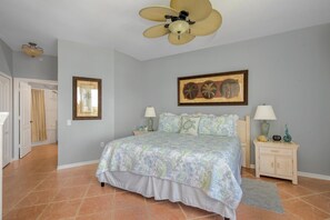 Unclassified image, 4 of 38, button - Palm Harbor #602 (Fort Myers Beach)