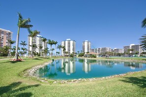 Appart'hôtel, 1 très grand lit et 1 canapé-lit (Estero Beach & Tennis 901-C) | Piscine