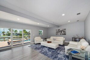 House, Multiple Beds (Flight of Albatross) | Interior - Flight of Albatross (Fort Myers Beach)