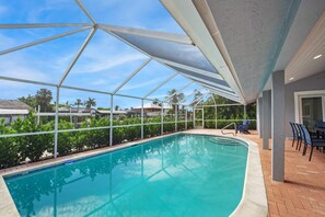 House, Multiple Beds (Palmview Paradise) | Pool