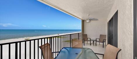 Condo, várias camas (Pelican Watch #503) | Opções para refeição ao ar livre