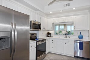 Apartment, Mehrere Betten (Palm Harbor #403) | Eigene KĂŒche