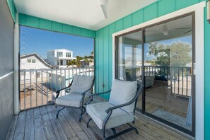 House, 1 King Bed with Sofa bed (Sea Salt Escape) | Property grounds