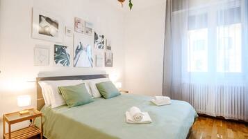 2 bedrooms, WiFi, bed sheets