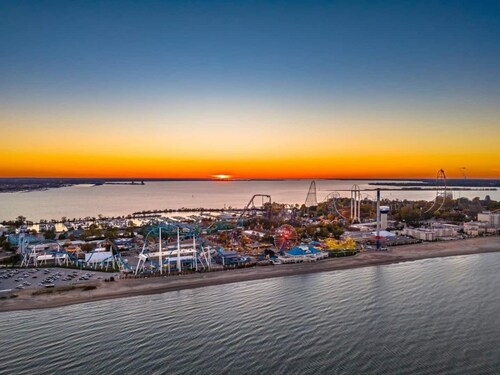 Close to Cedar Point Sports Force Kalahari