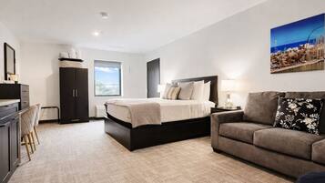 1 bedroom, desk, iron/ironing board, free WiFi