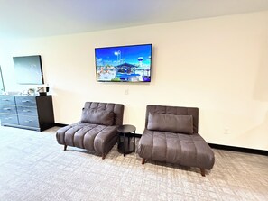 Smart-tv en een kantoor