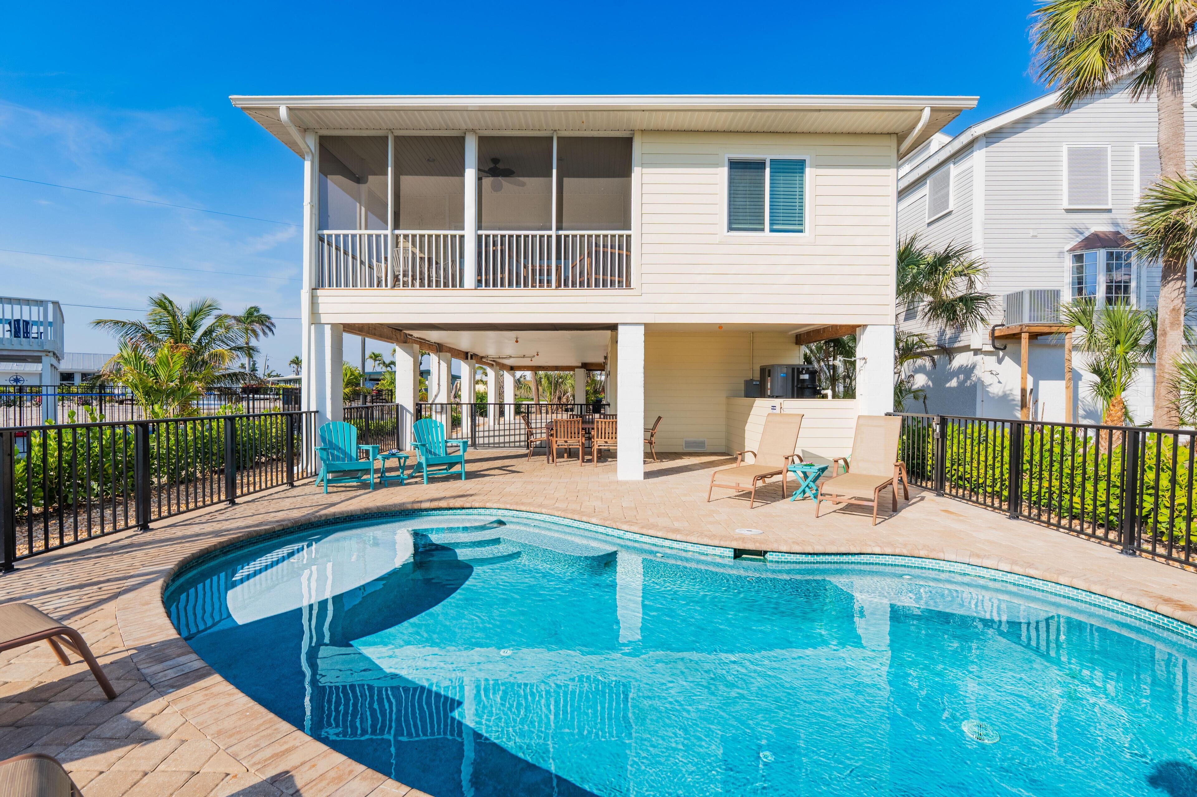 House, Multiple Beds (Island Breeze) | Pool