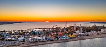 Close to Cedar Point Sports Force Kalahari
