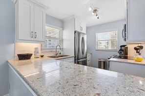 Leilighet, flere senger (Sea Coast Gardens II 106) | Eget kjøkken | Ovn