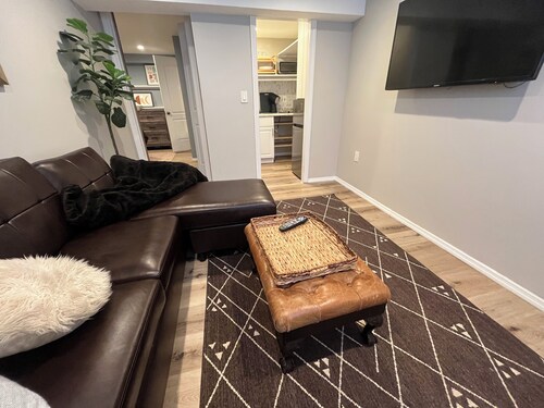 Cozy studio in nice West Hempstead with WiFi, AC