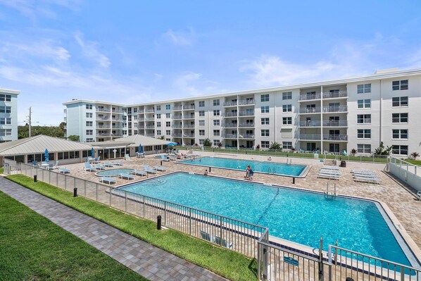 Appart'hĂŽtel, 1 trĂšs grand lit (Sea Coast Gardens III 207) | Piscine