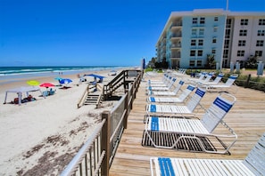 Appart'hÎtel, 1 trÚs grand lit et 1 canapé-lit (Sea Coast Gardens III 209) | Plage