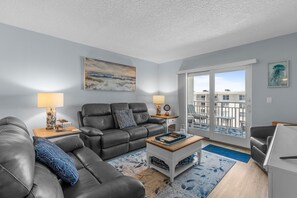 Leilighet, 1 kingsize-seng (Sea Coast Gardens III 509) | Oppholdsområde