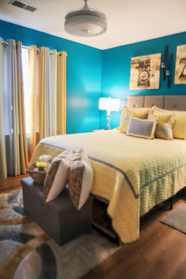 3 bedrooms, in-room safe, desk, iron/ironing board