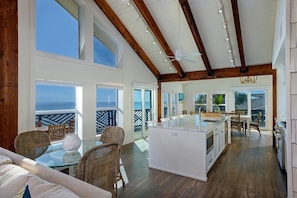 Interior - Sea Castle (New Smyrna Beach)