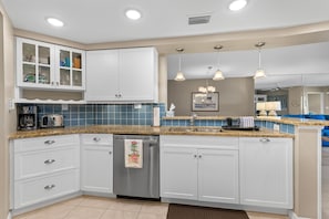 Condo, 1 King Bed (Seascape Towers 524) | Private kitchen | Oven, toaster