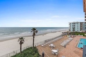 Appartamento, letti multipli (Sunrise 309) | Spiaggia | Sulla spiaggia