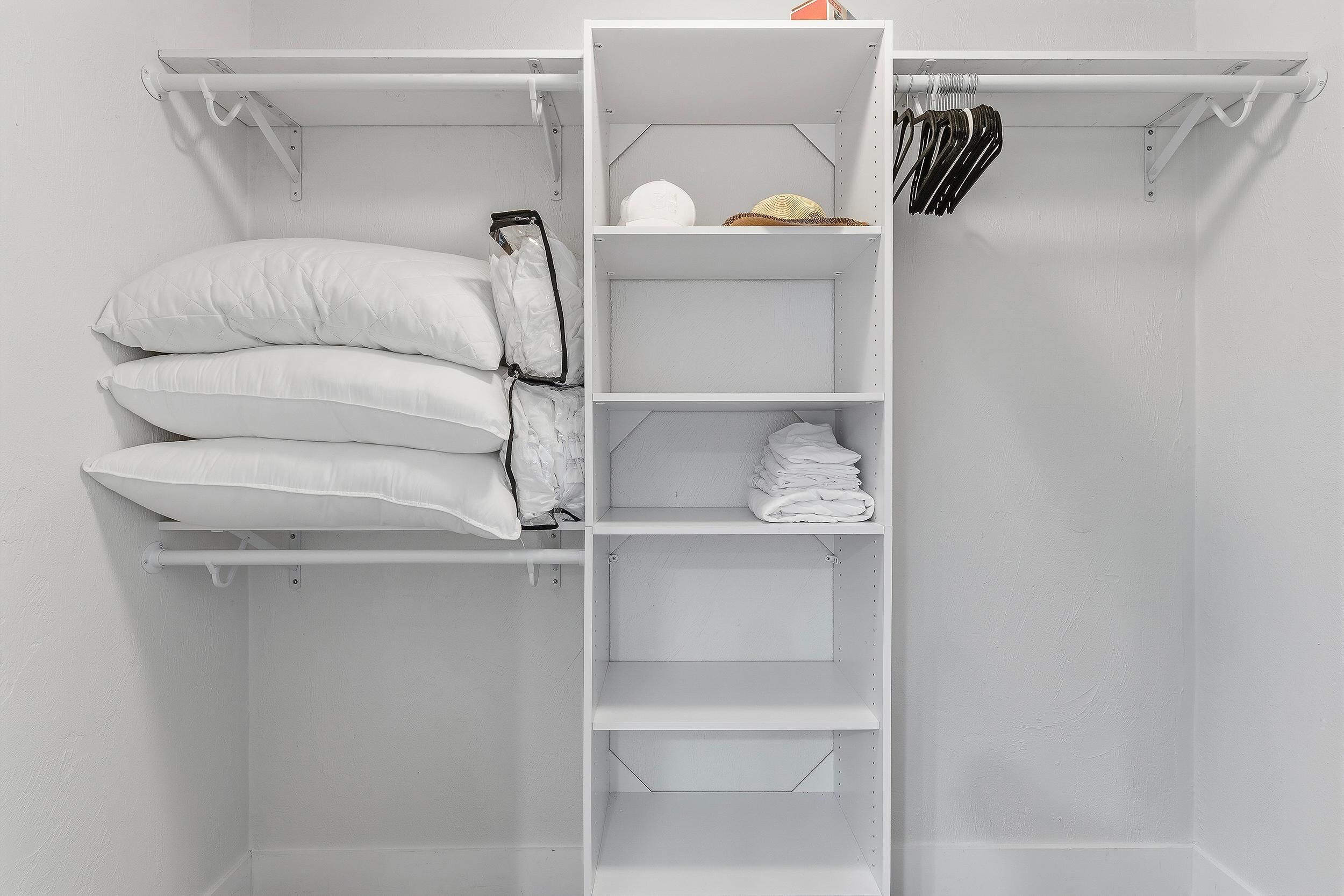 Condo, Multiple Beds (Sunrise 309) | Interior