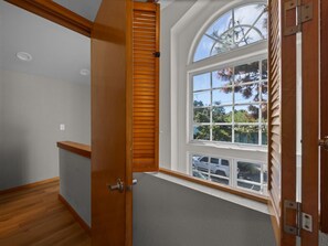 Interior - 3 Orca Bay: Cozy Town Home | Walk to Beach | Dog-Friendly (Cannon Beach)