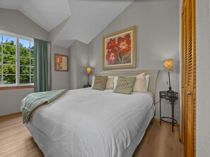 1 habitación, tabla de planchar con plancha, cuna de viaje y wifi