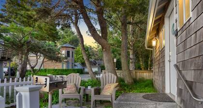 9 Captains Cove: Coastal Escape | Walk to Beach | Dog-Friendly