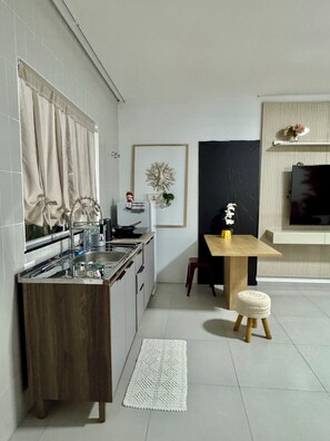 Appartement Familial, non-fumeur, vue cour intérieure | Cuisine privée