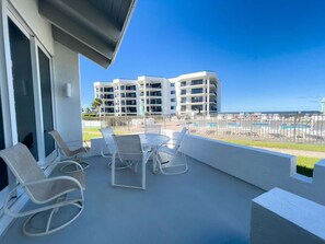 Condo, Multiple Beds (Sea Winds Condominiums I) | Outdoor dining