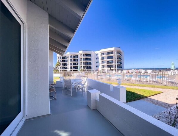 Condo, Multiple Beds (Sea Winds Condominiums I) | Outdoor dining