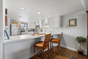 Condo, 1 King Bed (Seaward B103) | Private kitchen - Seaward B103 (New Smyrna Beach)
