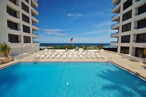Condo, 1 King Bed with Sofa bed (Tradewinds 503) | Pool