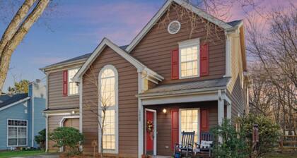 Charming house 5 minutes away from Carowinds AMSPARK & 20 minutes to downtown