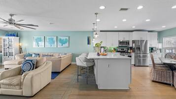 Rumah, Beberapa Tempat Tidur (Sea Haven) | Dapur pribadi