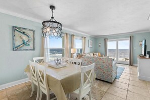 Appart'hôtel, plusieurs lits (Sea Coast Gardens II 401) | Intérieur